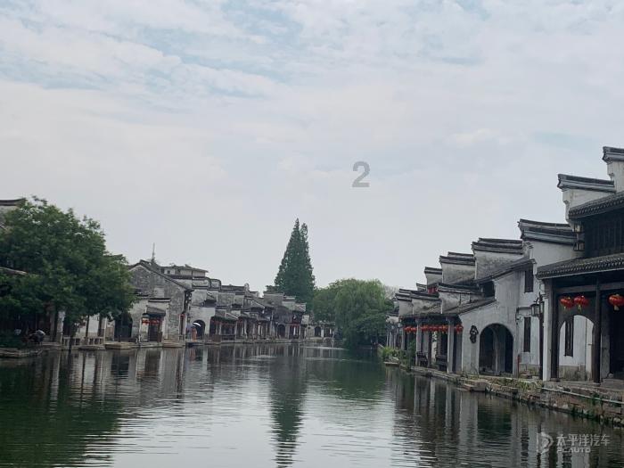 怎么与自己不喜欢的人一起工作相处游戏画面